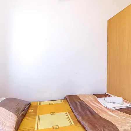 Гостьовий будинок Slavko